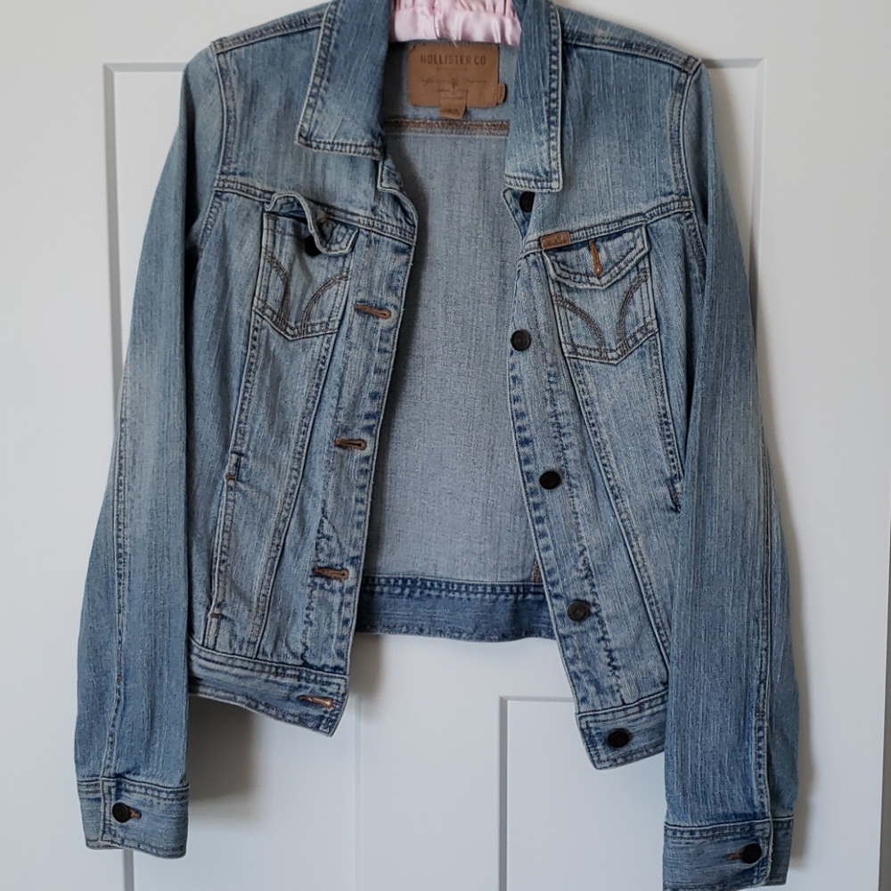 Hollister Jean Jacket women's medium